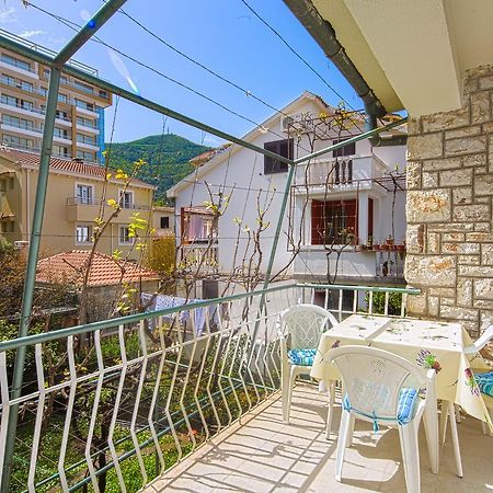 Apartamento Apartman Aleksandra Budva Exterior foto